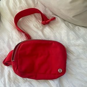 Red Lululemon EBB